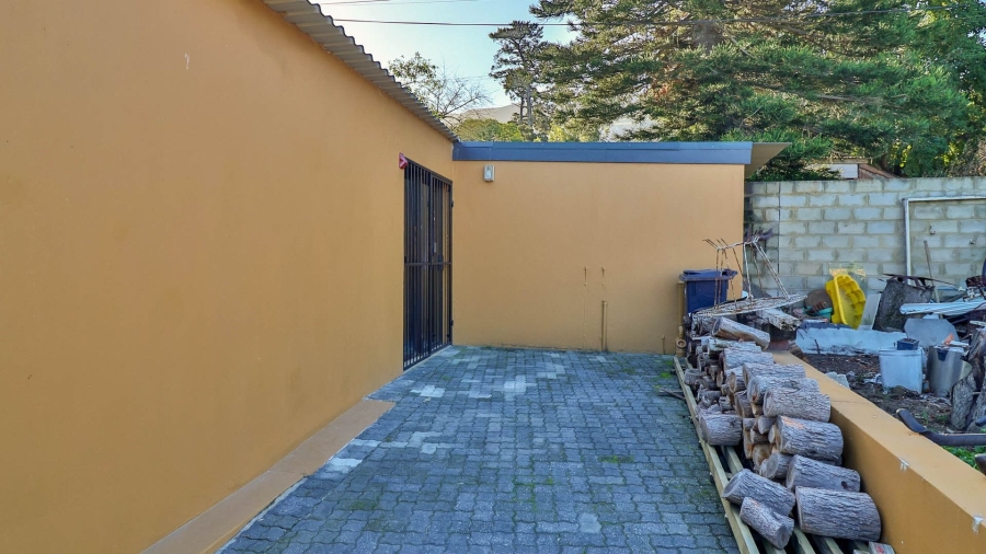 9 Bedroom Property for Sale in Onrus Western Cape